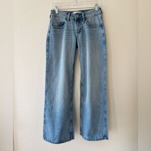 Hollister Women's Low Rise Baggy Jeans